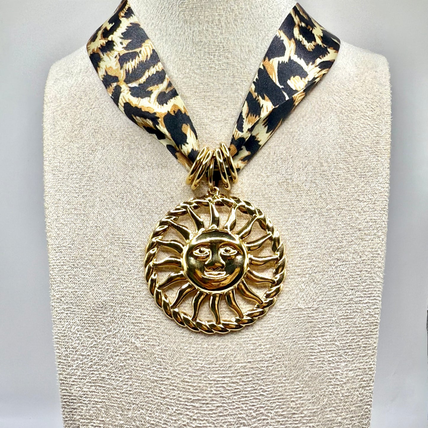 COLLIER LÉA