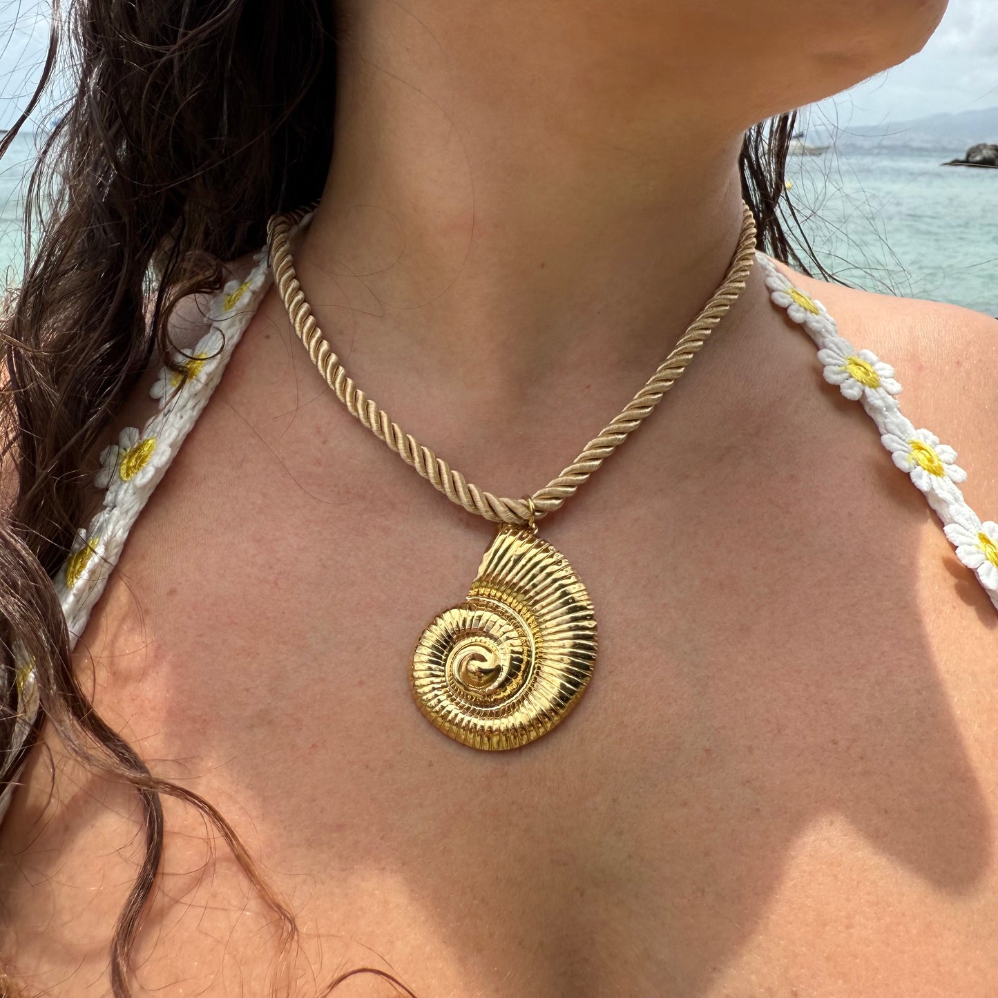 COLLIER ARIEL CORDE
