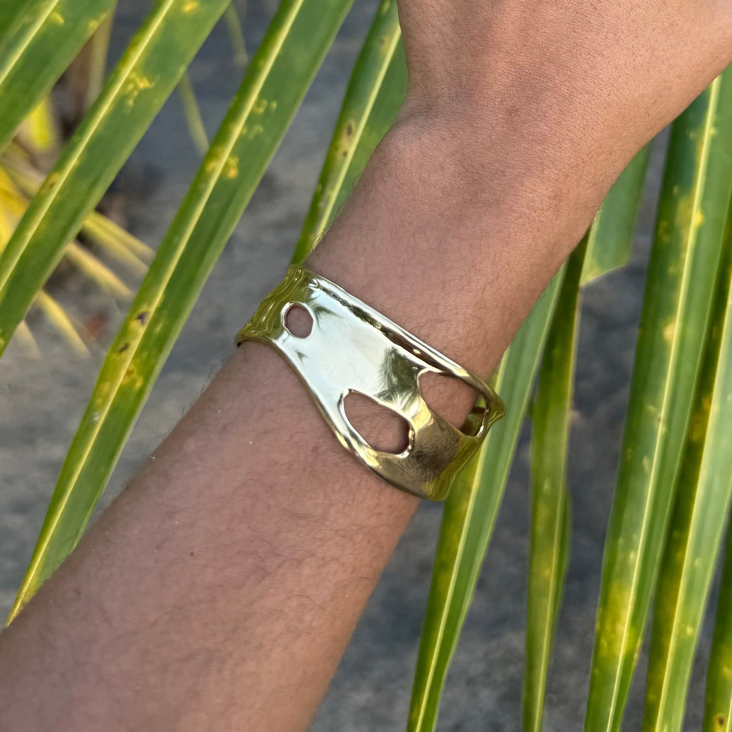 BRACELET JONC MONSTERA