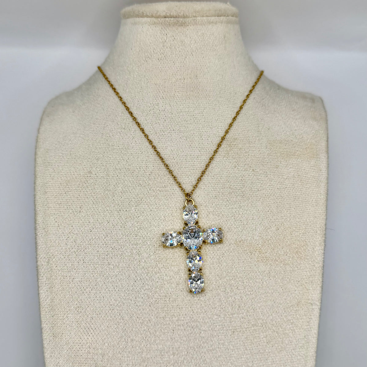 COLLIER REBECCA
