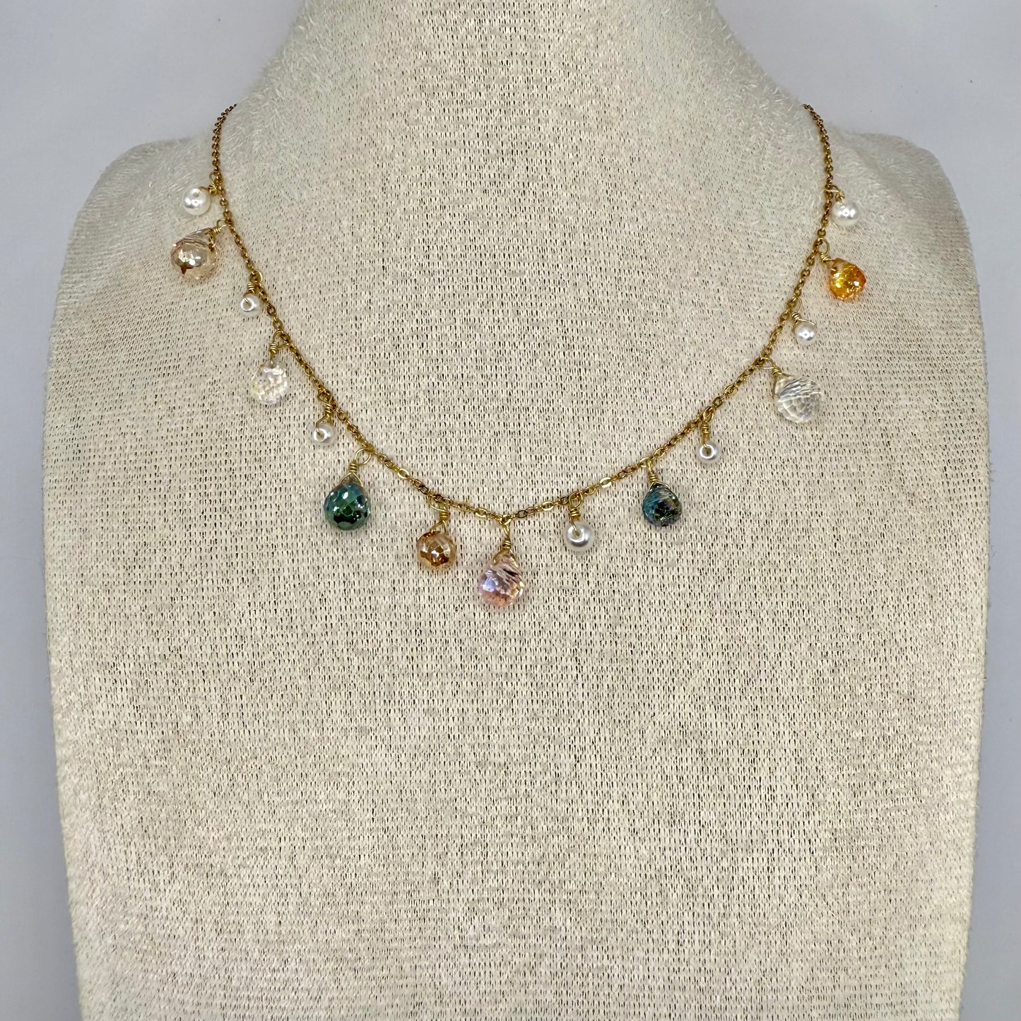 COLLIER GABRIELLA