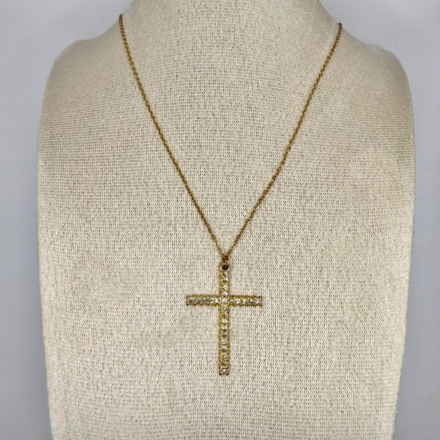 COLLIER MARIA