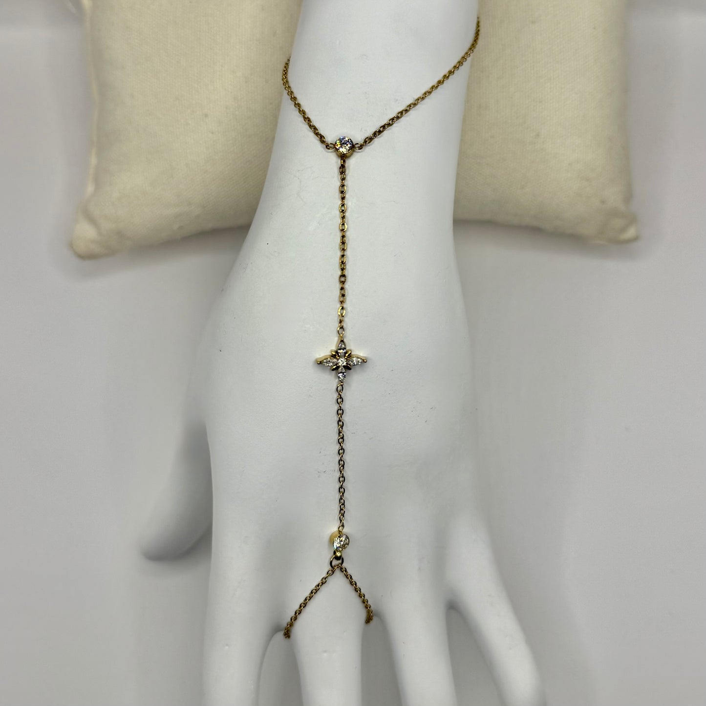 BIJOU DE MAIN DIAMS