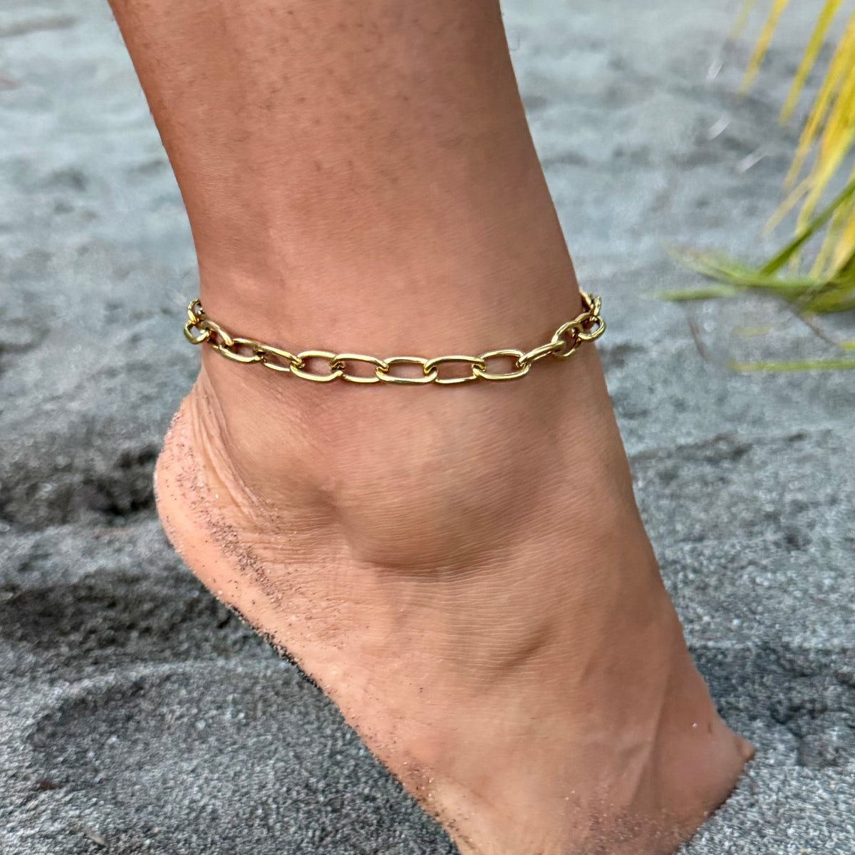CHEVILLIERE DOUNIA