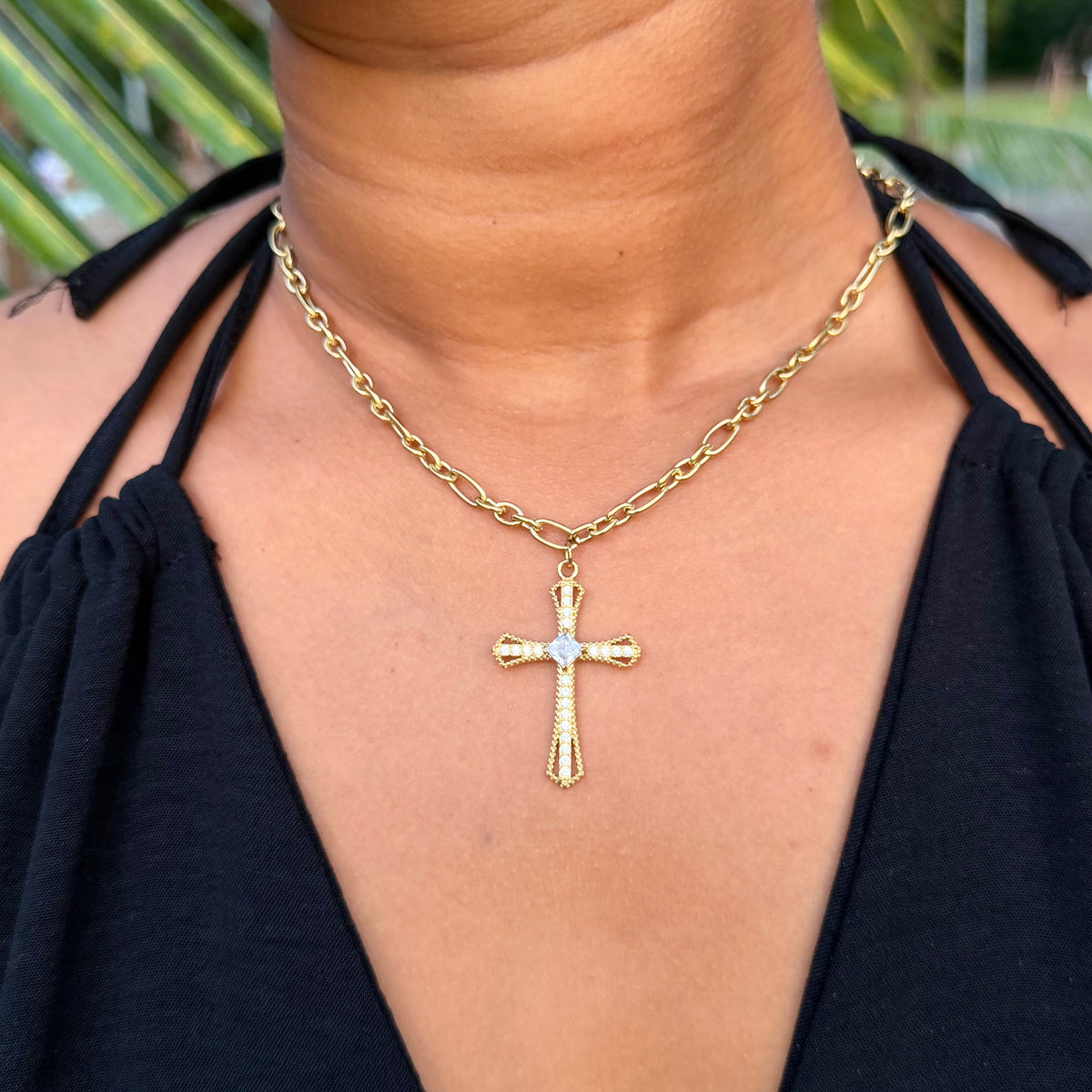 COLLIER LADY
