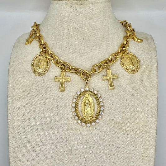 COLLIER MARIA