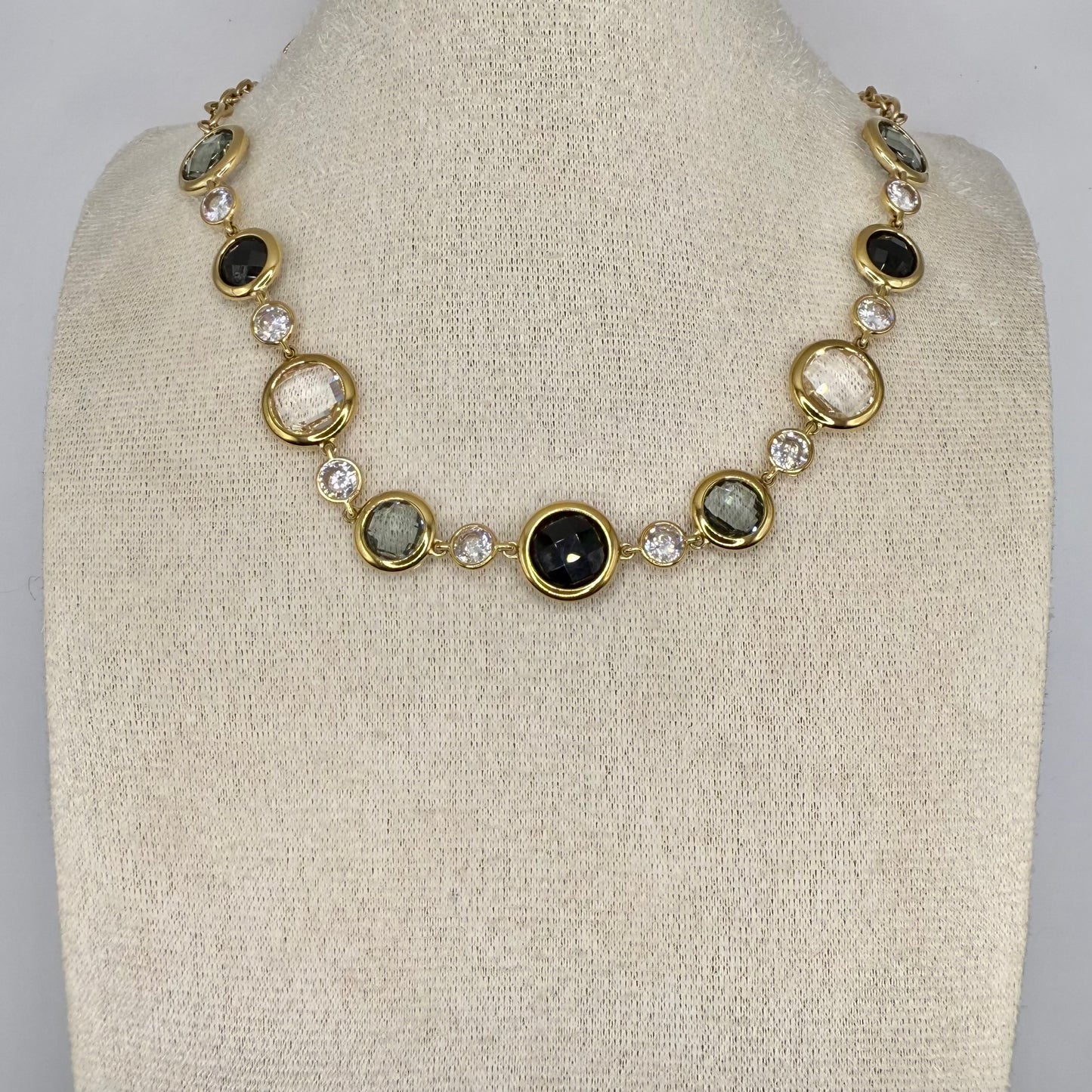 COLLIER RUBY