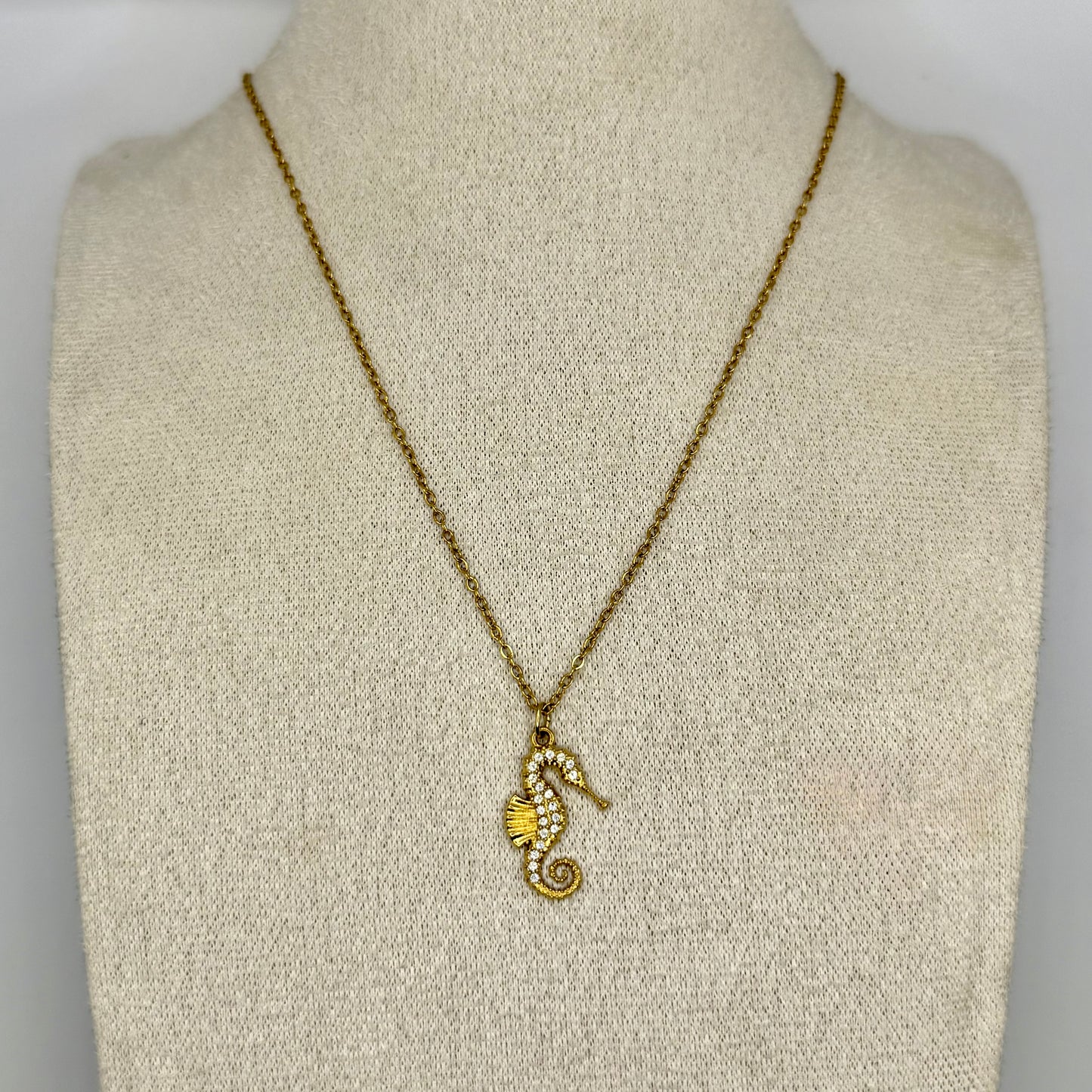 COLLIER HIPPOCAMPE