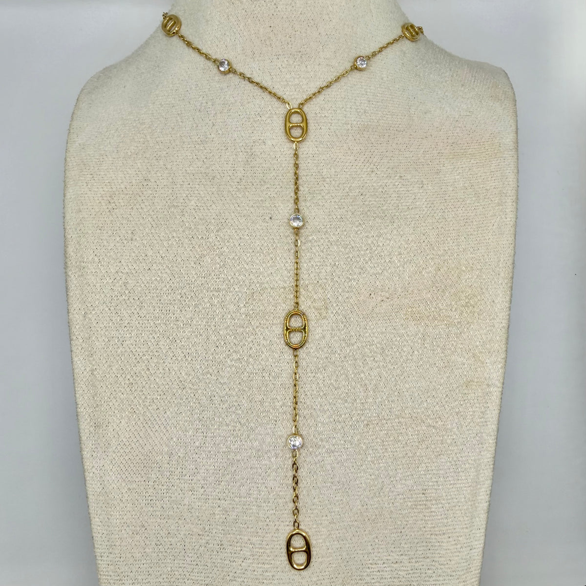 COLLIER Y TESS
