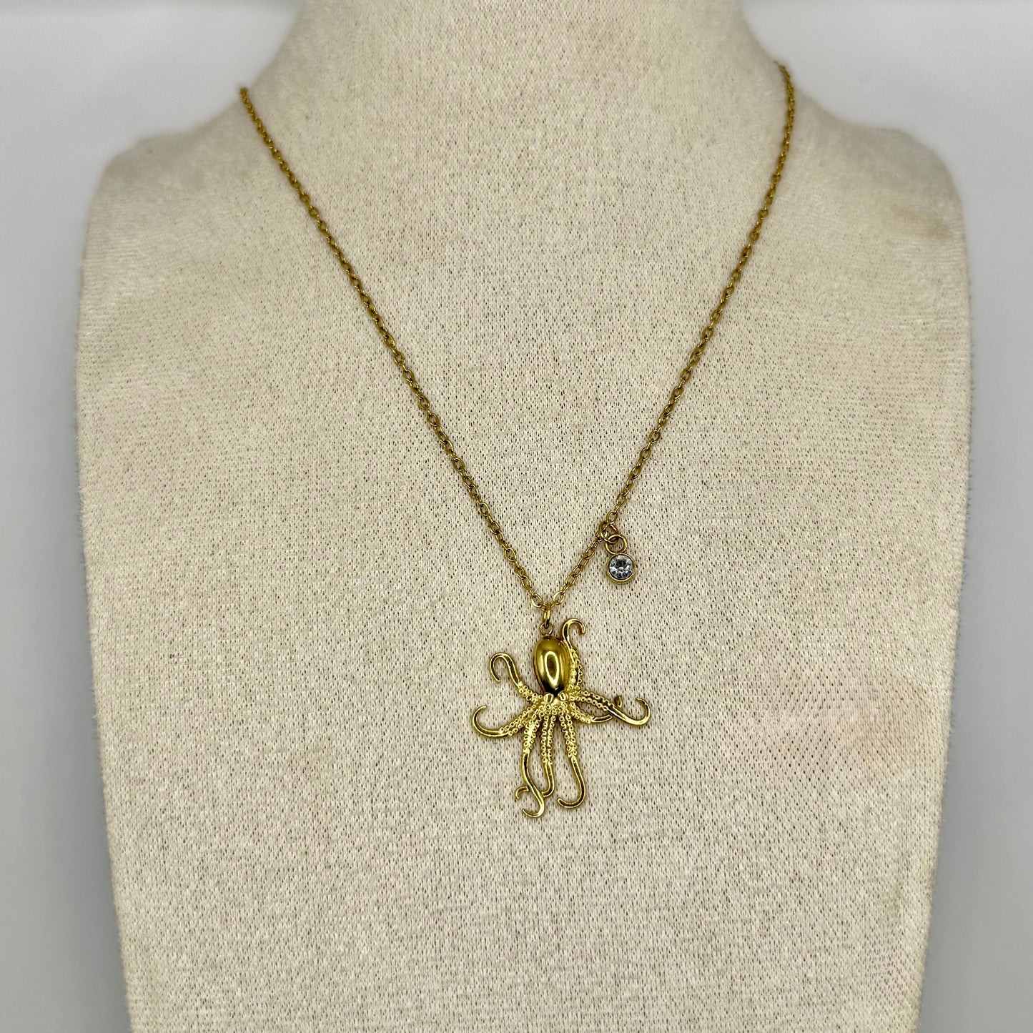 COLLIER PIEUVRE