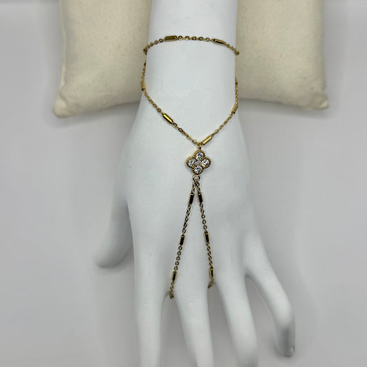 BIJOU DE MAIN CLOVER