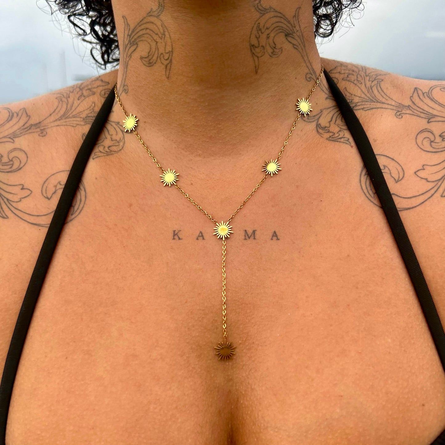 COLLIER Y NORA